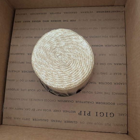 GiGi Pip Capri Tan Straw Hat with Brown Strap Size Medium (61) - Picture 2 of 6